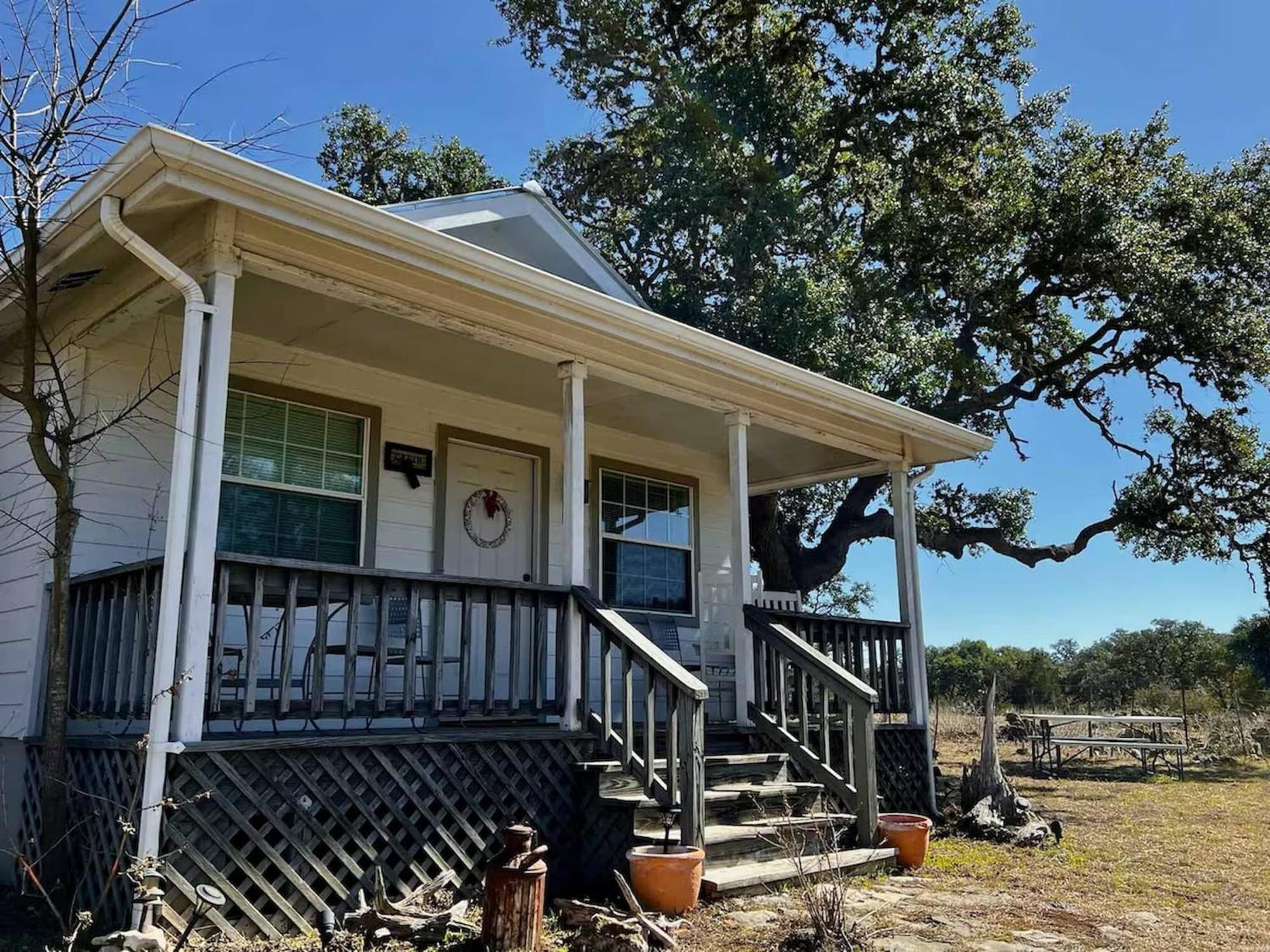 Crc Ranch Retreat Hotel Bandera Exterior photo